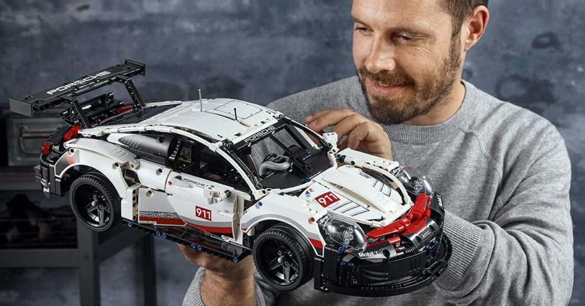 42096 LEGO Technic Porsche 911 RSR Race Car Model Building Kit Porsche Knowledge