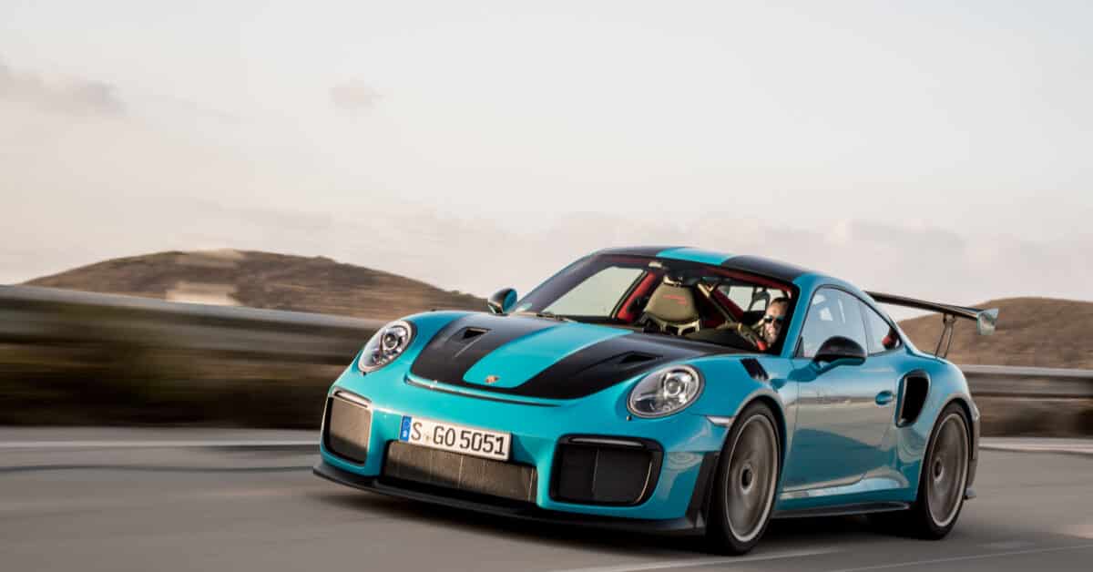 Porsche 911 991 GT2 RS Miami Blue (1) | Porsche Knowledge